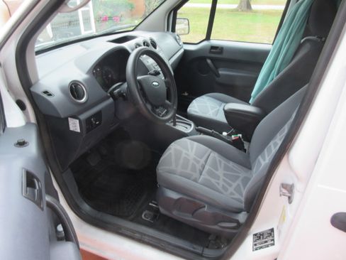 Used 2012 Ford Transit Connect XLT image 6