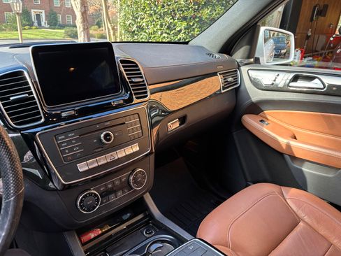 Used 2016 Mercedes-Benz GLE 400 4MATIC image 15