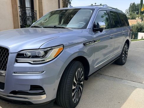 Used 2024 Lincoln Navigator Black Label image 5