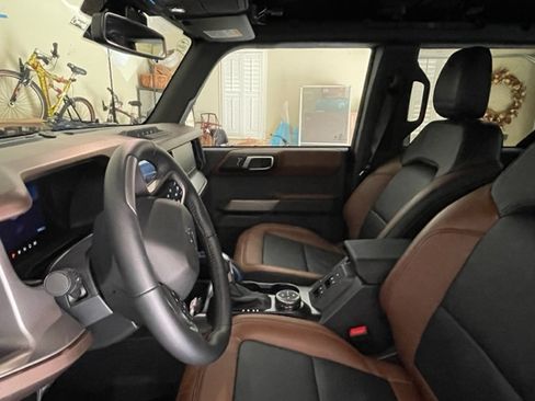 Used 2023 Ford Bronco Outer Banks w/ Sasquatch Package image 8