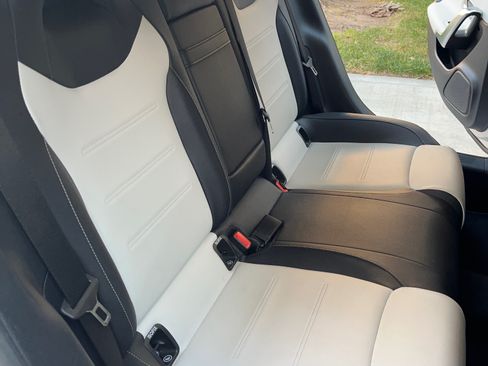 Used 2021 Mercedes-Benz CLA 250 image 12