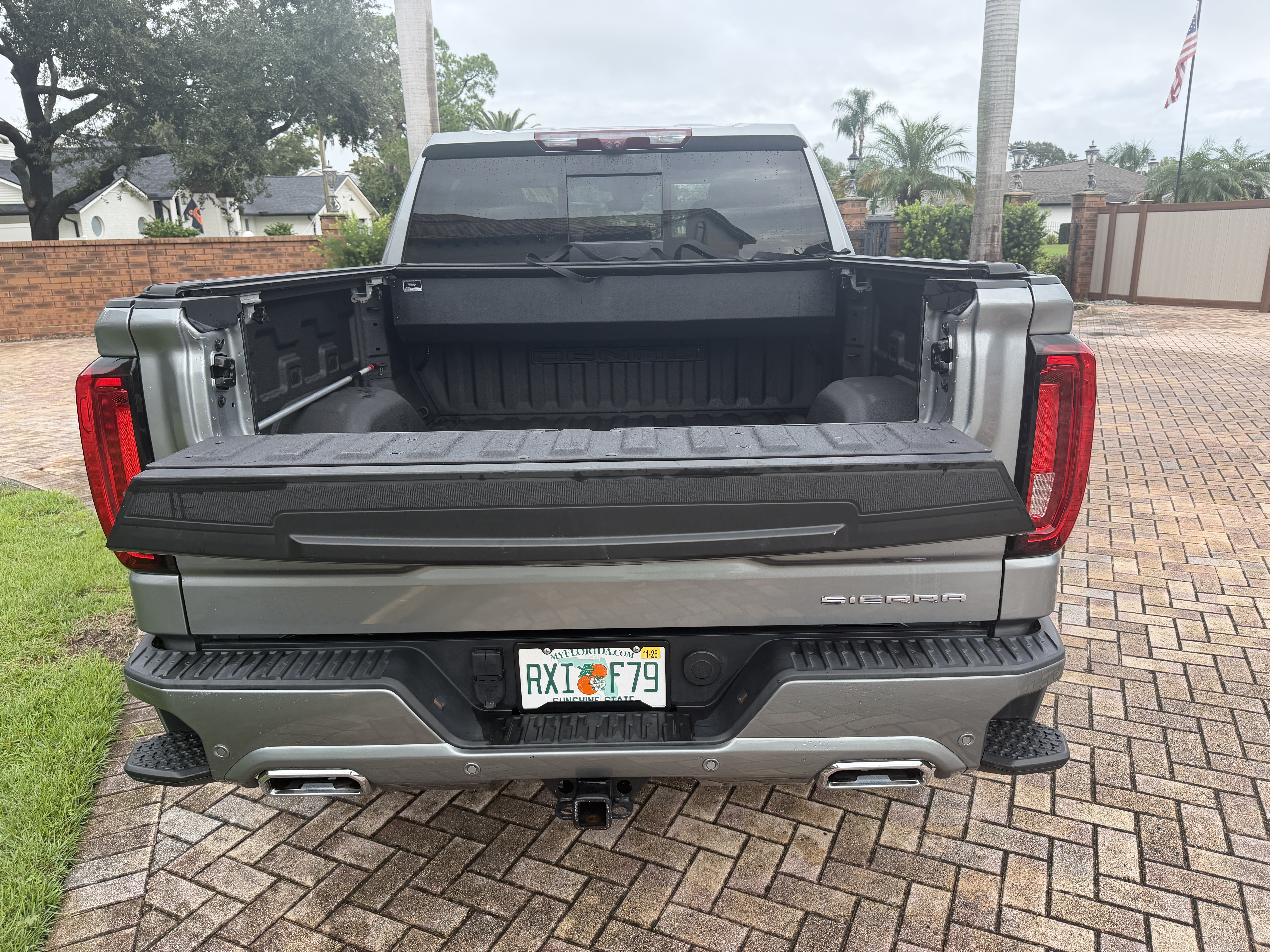Used 2023 GMC Sierra 1500 Denali AWD/4WD image 12