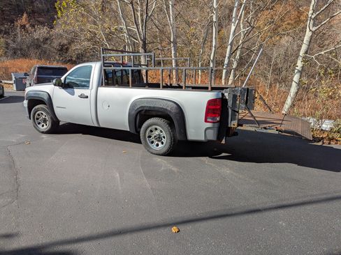 Used 2013 GMC Sierra 1500 W/T w/ Work Truck Plus Package image 6