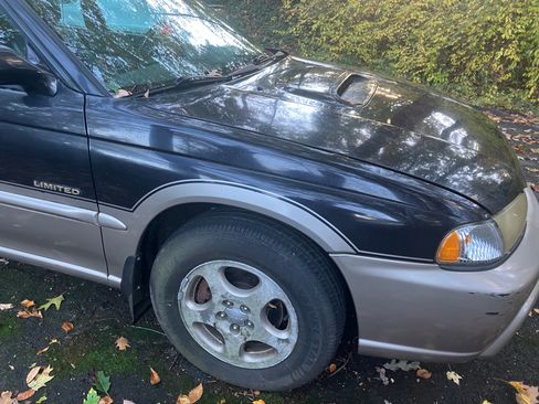 Used 1999 Subaru Legacy Wagon image 2