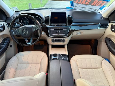 Used 2018 Mercedes-Benz GLE 350 image 11