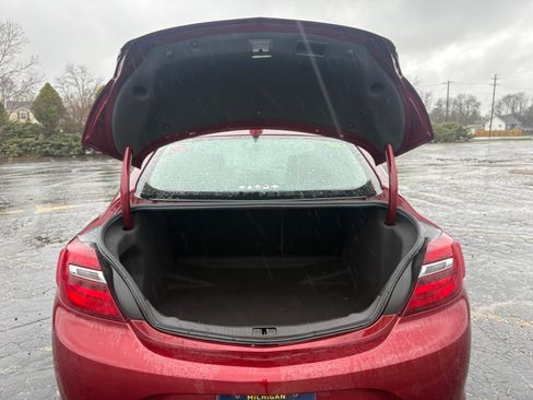 Used 2017 Buick Regal Sport Touring image 14