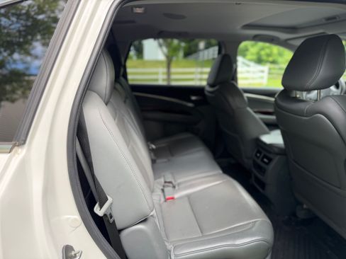 Used 2016 Acura MDX SH-AWD image 13