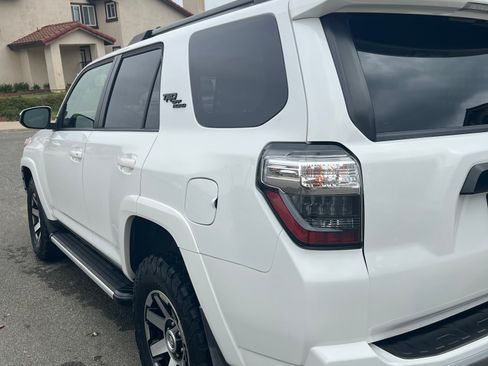 Used 2021 Toyota 4Runner TRD Off-Road image 8
