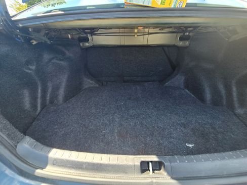 Used 2019 Toyota Corolla LE image 6