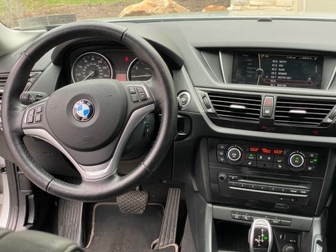 Used 2014 BMW X1 xDrive28i image 16