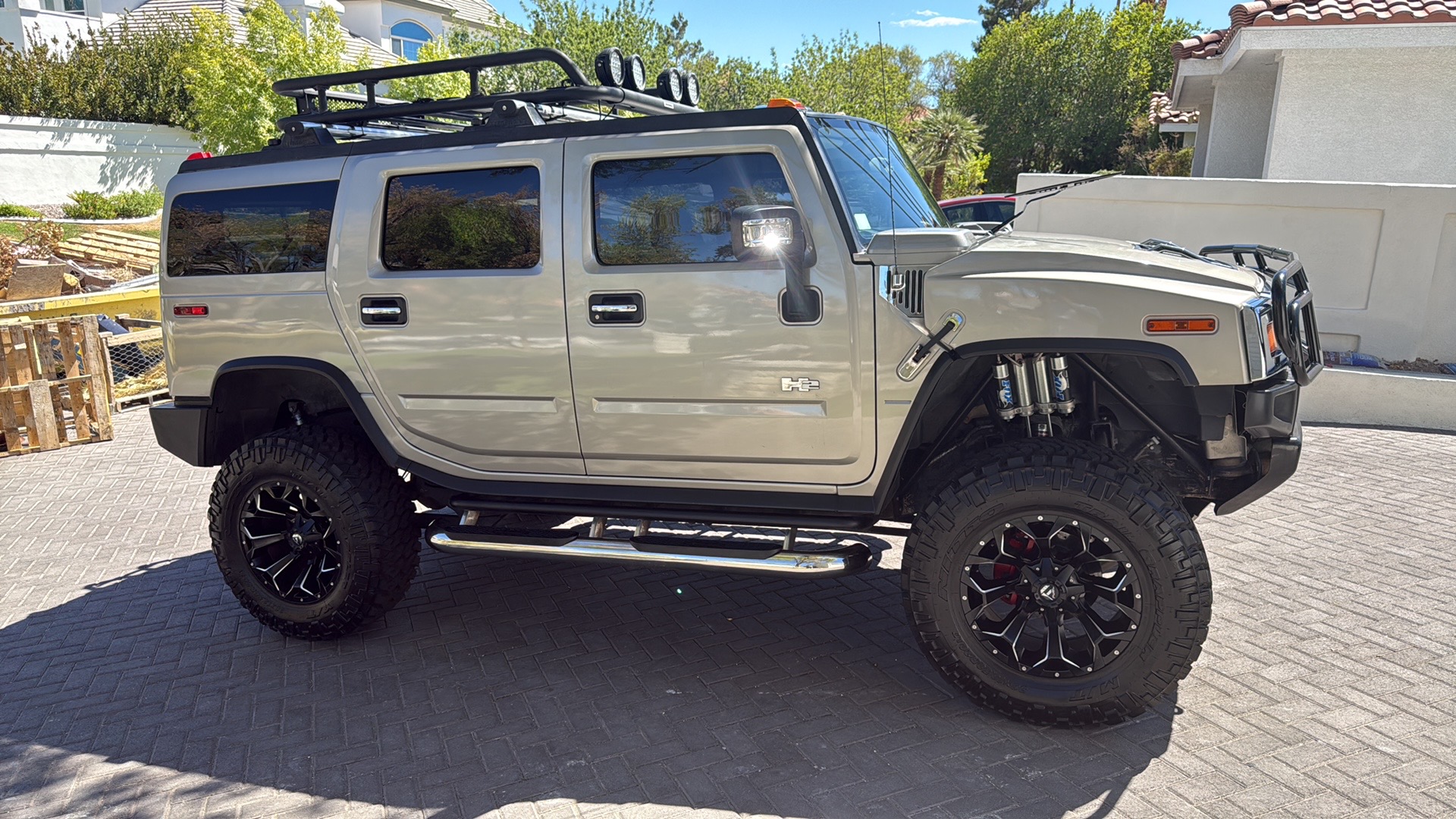 Used 2005 HUMMER H2 w/ Preferred Equipment Group AWD/4WD image 11