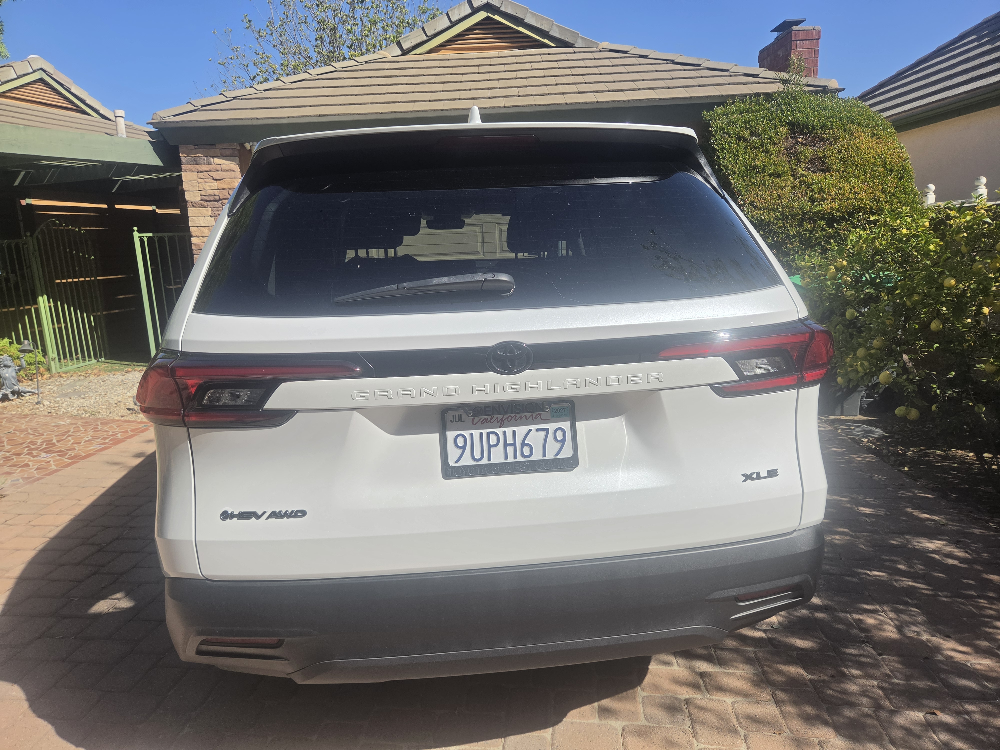 Used 2025 Toyota Grand Highlander AWD Hybrid image 12