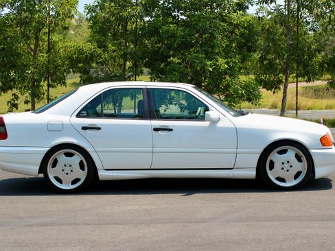 Used 1998 Mercedes-Benz C 43 AMG Sedan image 6