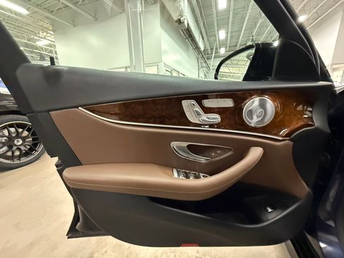 Used 2020 Mercedes-Benz E 450 4MATIC Wagon image 15