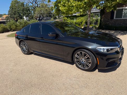 Used 2019 BMW 530e w/ M Sport Package RWD image 14