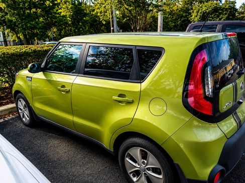 Used 2015 Kia Soul FWD image 4
