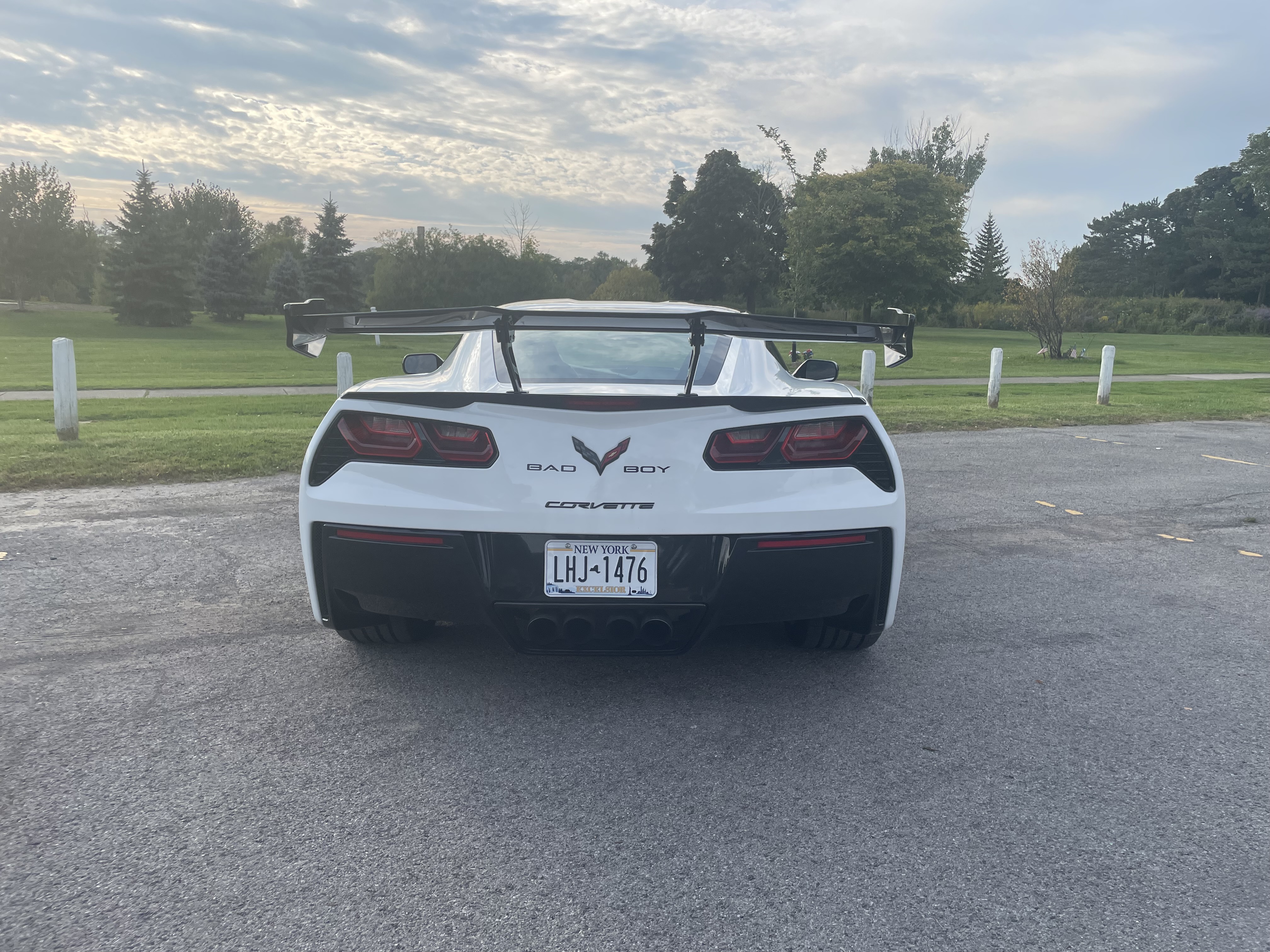 Used 2017 Chevrolet Corvette Stingray Coupe w/ Carbon Flash Badge Package RWD image 5