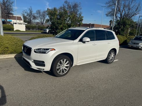 Used 2016 Volvo XC90 T6 Momentum w/ Protection Package Plus image 1
