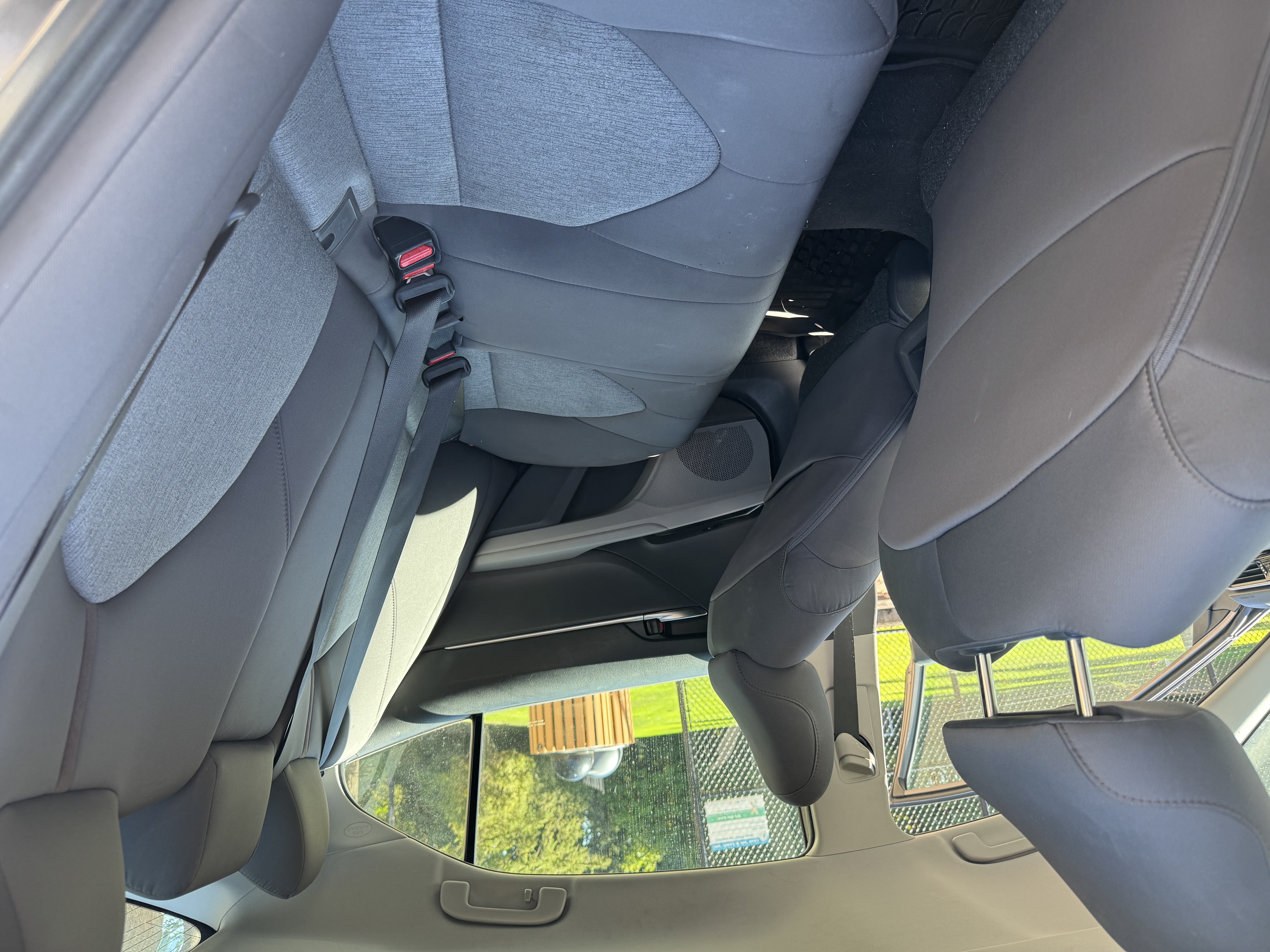 Used 2019 Toyota Camry LE FWD image 24
