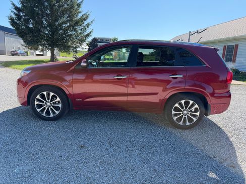 Used 2014 Kia Sorento SX w/ 3rd Row Package AWD/4WD image 1