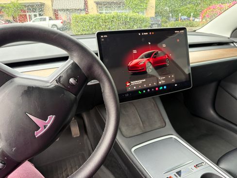 Used 2023 Tesla Model 3 Standard Range RWD image 11