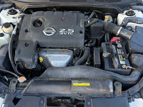 Used 2005 Nissan Altima 2.5 S w/ (S02) Side Airbags Pkg FWD image 20