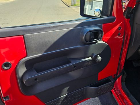 Used 2010 Jeep Wrangler Sport image 10