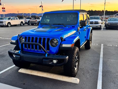 Used 2022 Jeep Wrangler Unlimited Rubicon 4xe w/ Steel Bumper Group image 8