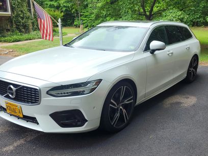 Used 2019 Volvo V90 T5 R-Design w/ Advanced Package