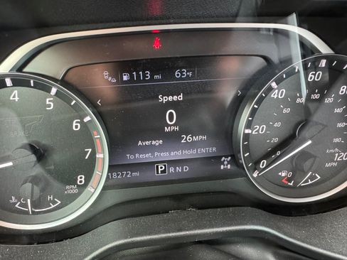 Used 2023 Nissan Titan SV w/ SV Convenience Package image 19