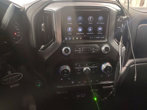 Used 2020 GMC Sierra 3500 SLT image 16