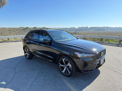 Used 2022 Volvo XC60 T8 R-Design w/ Advanced Package