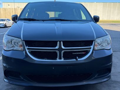 Used 2013 Dodge Grand Caravan SXT w/ Rear Park Assist Pkg