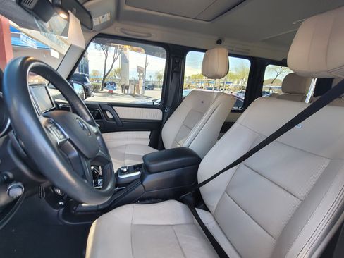 Used 2015 Mercedes-Benz G 550 image 12