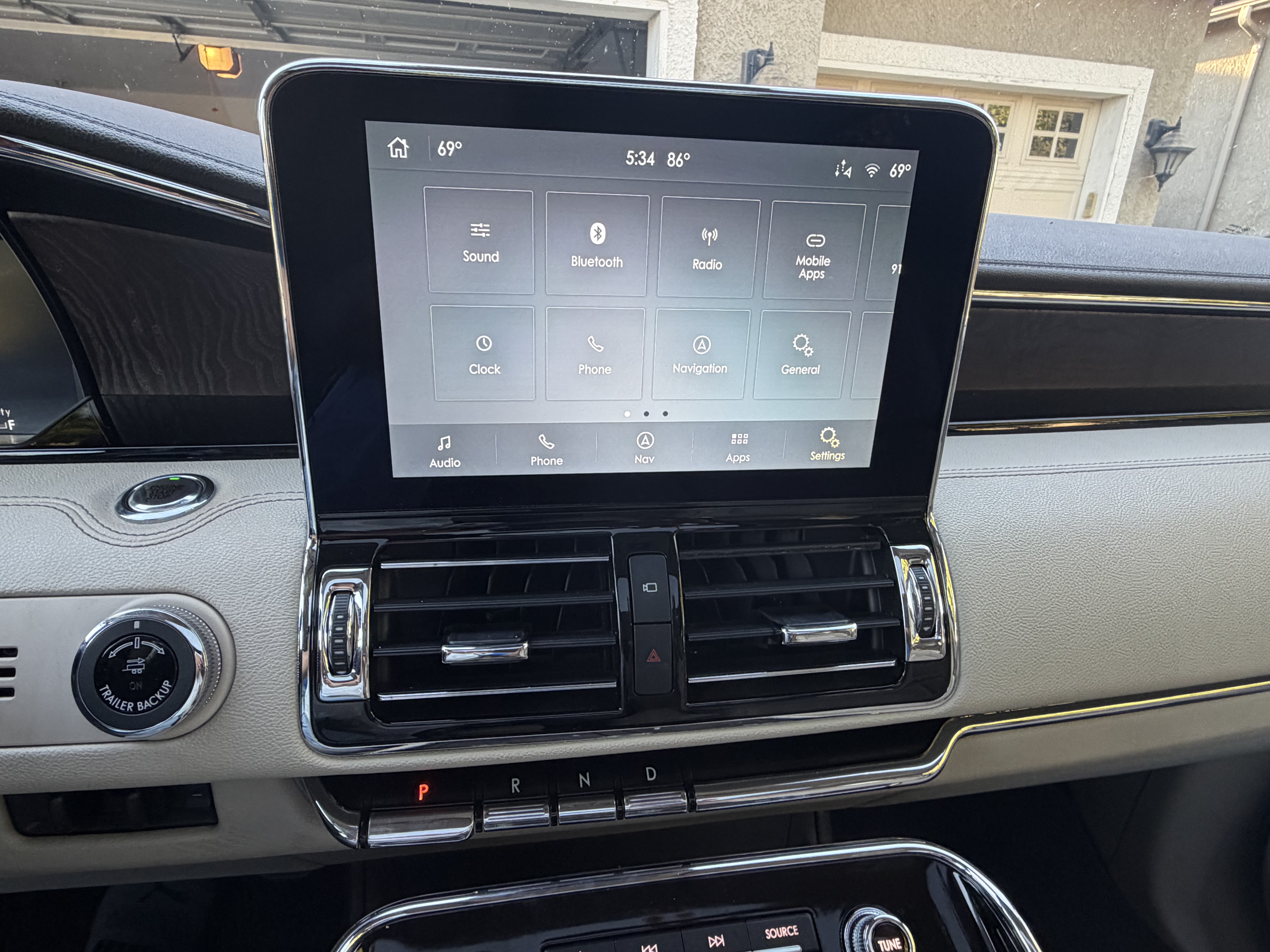 Used 2021 Lincoln Navigator Reserve w/ Luxury Package AWD/4WD image 9