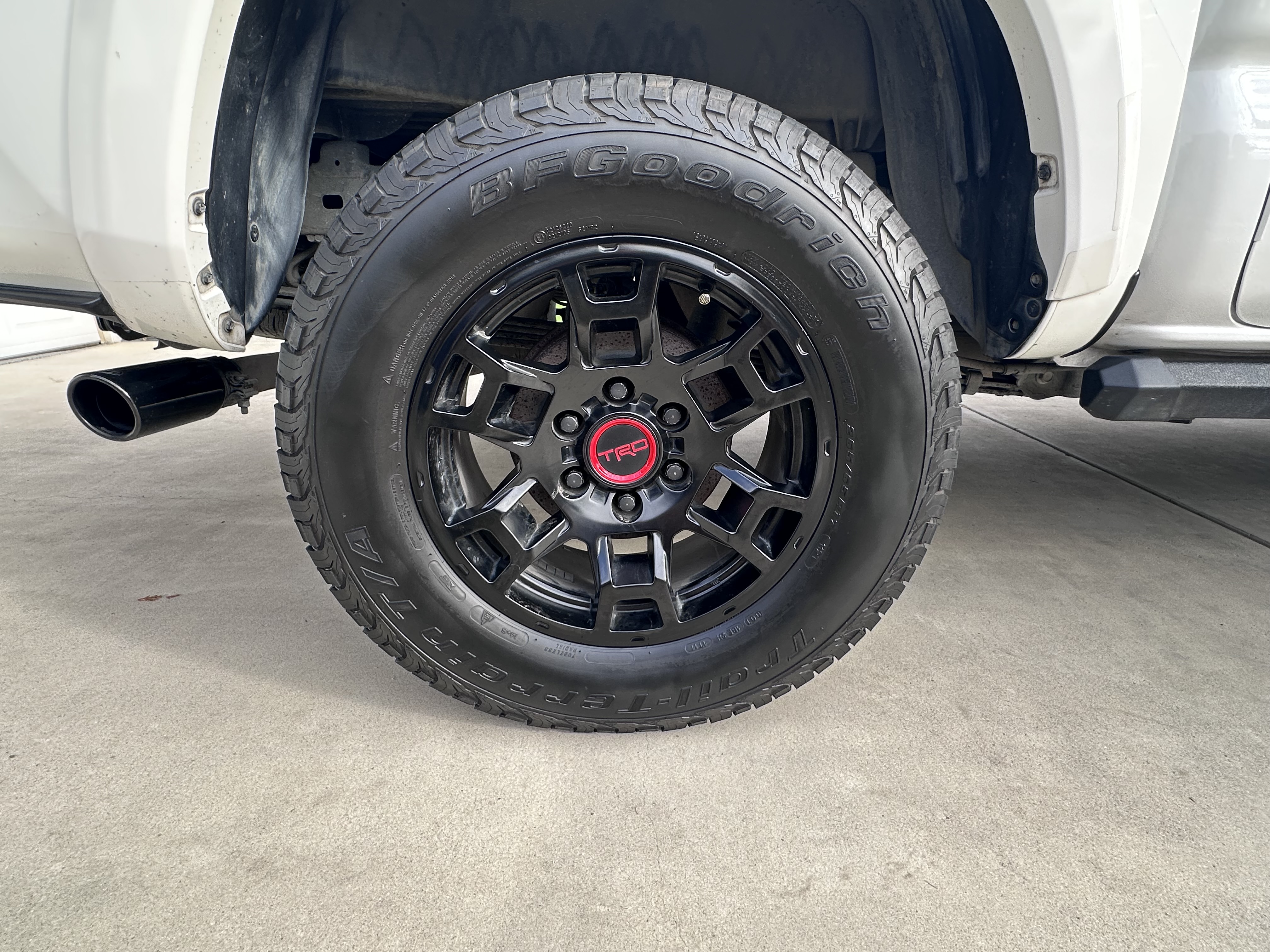 Used 2021 Toyota Tacoma TRD Sport w/ Technology Package RWD image 21