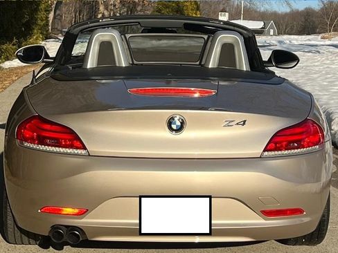 Used 2013 BMW Z4 sDrive28i image 5