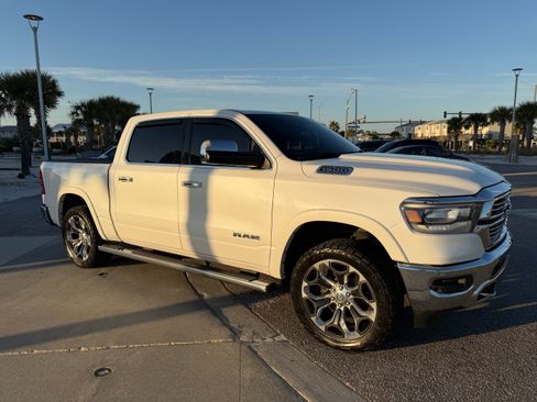 Used 2019 RAM 1500 Laramie image 14