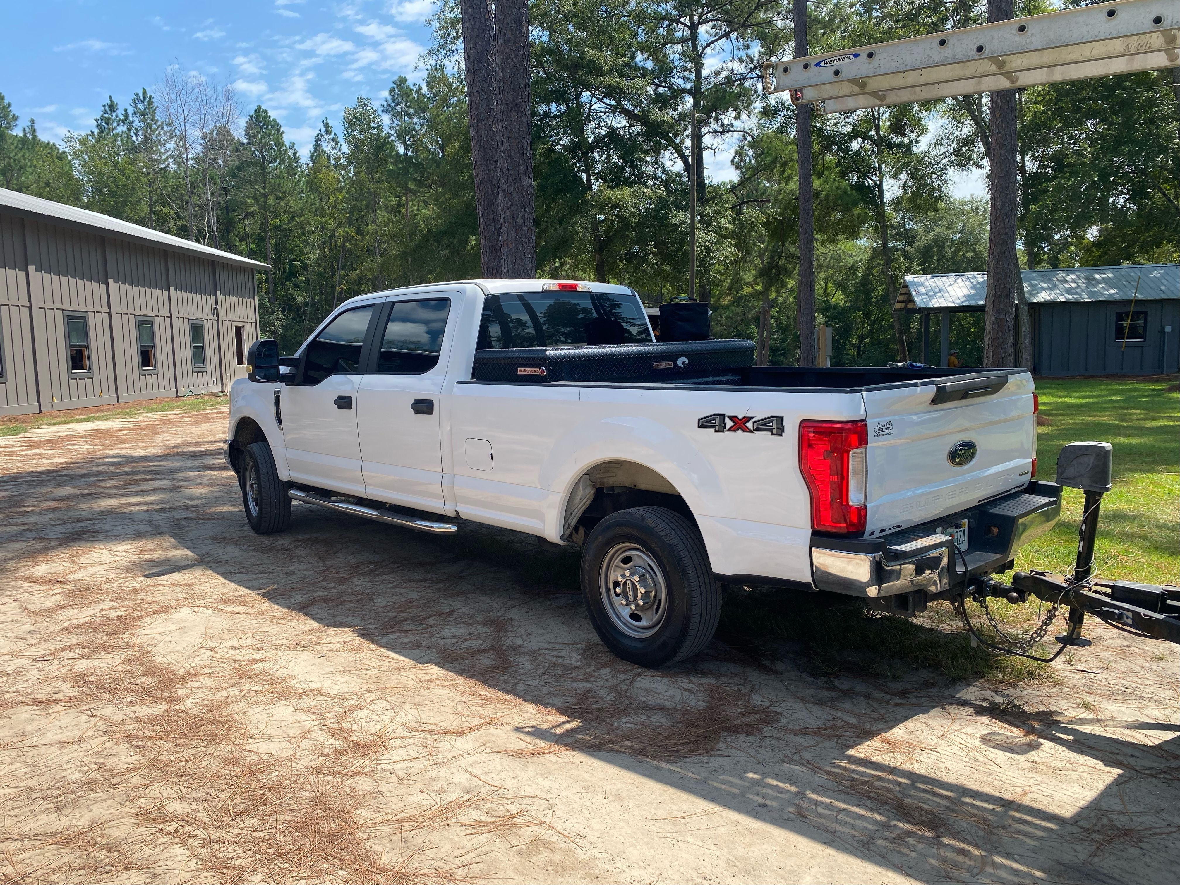 Used 2017 Ford F250 XL w/ Power Equipment Group AWD/4WD image 2