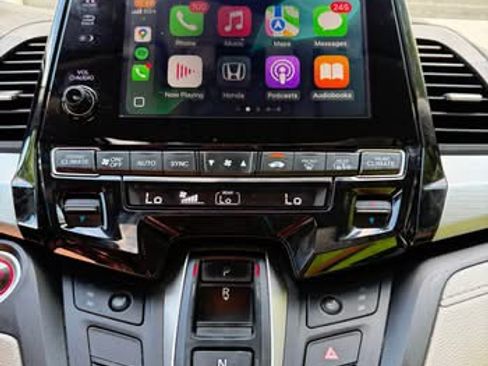 Used 2018 Honda Odyssey EX-L image 4