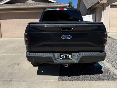 Used 2015 Ford F150 Lariat w/ Equipment Group 502A Luxury AWD/4WD image 12