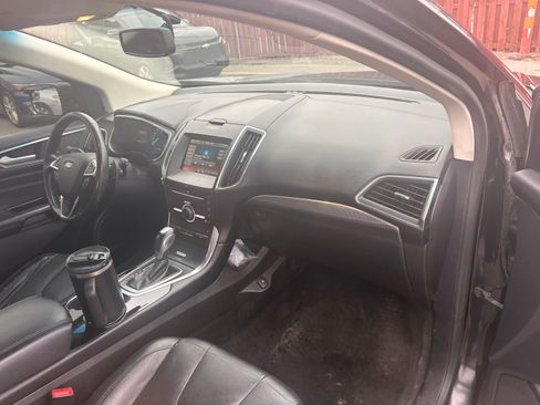 Used 2015 Ford Edge Titanium image 13