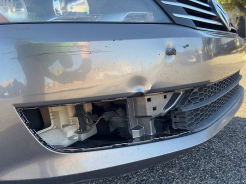 Used 2014 Volkswagen Passat 1.8T S image 5