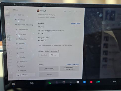 Used 2022 Tesla Model S Standard Range image 26