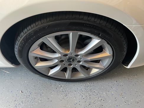 Used 2019 Mercedes-Benz SLC 300 image 16