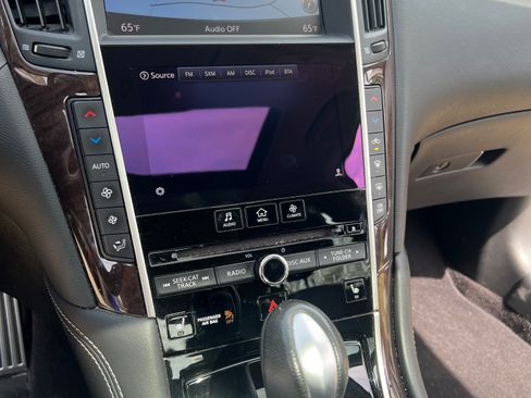 Used 2016 INFINITI Q50 Sport image 9