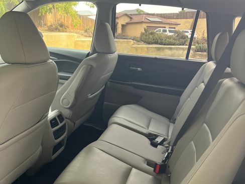 Used 2021 Honda Pilot EX-L image 6