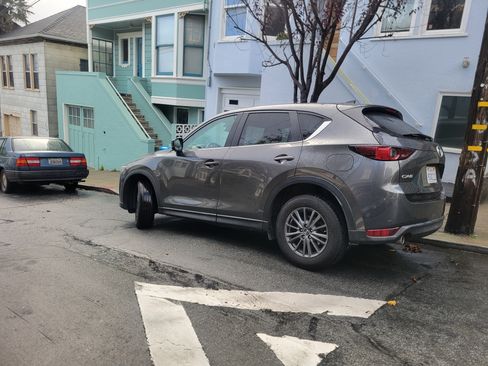 Used 2019 MAZDA CX-5 Touring image 2