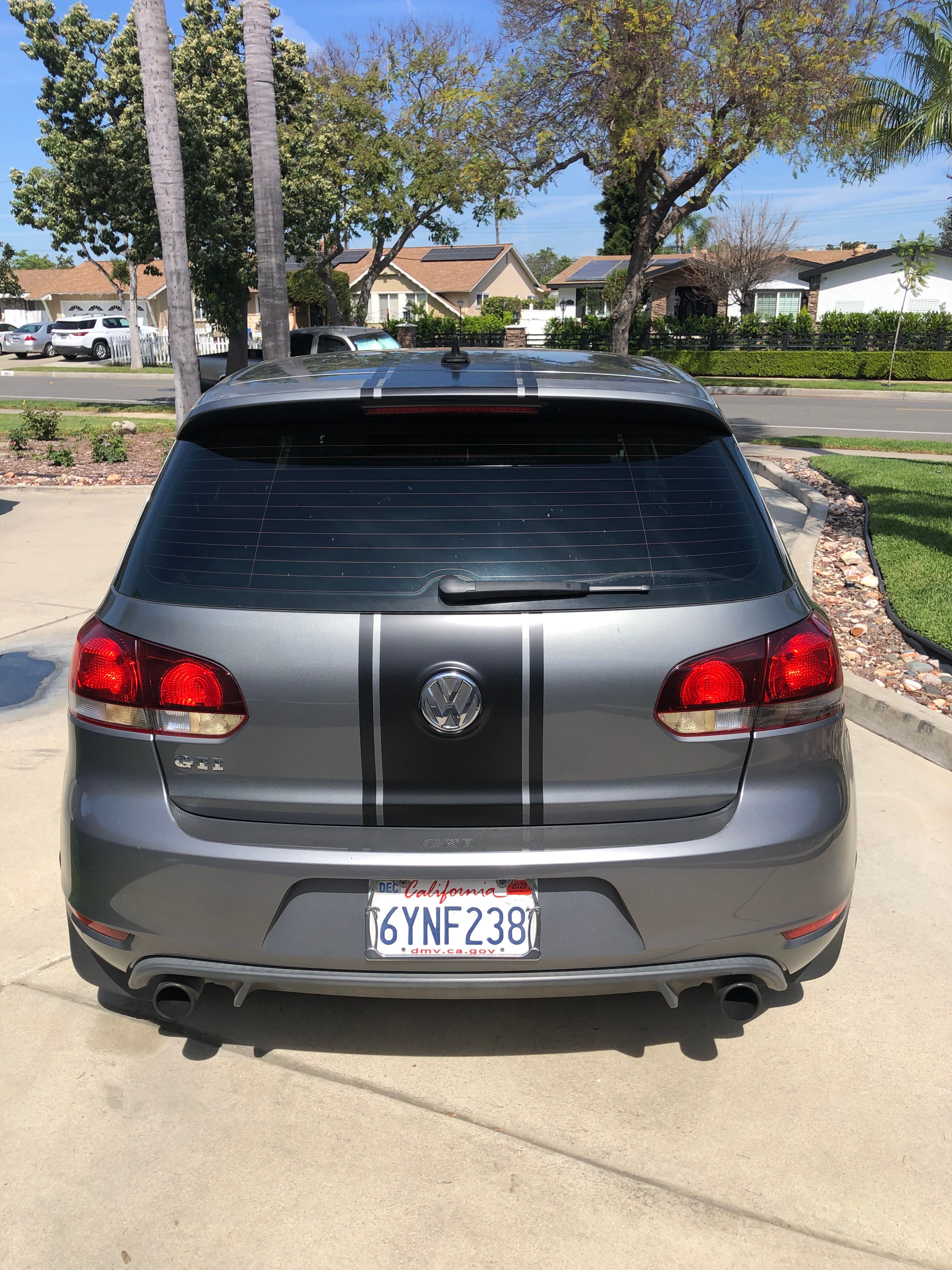Used 2013 Volkswagen Golf 2-Door FWD image 4