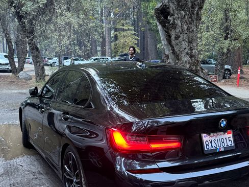 Used 2021 BMW M340i w/ Premium Package image 2